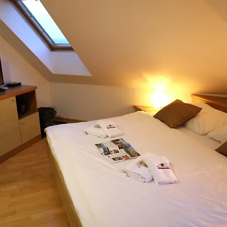 Proneco 3* Klentnice